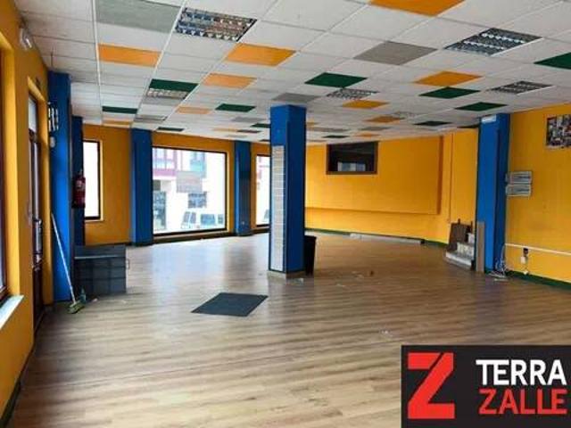 Local Comercial en venta en San Lorenzo - La Palomera - San Mamés, León