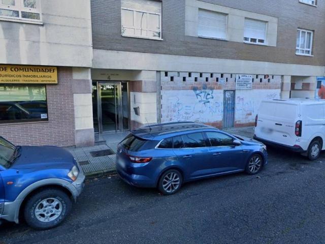 Local Comercial en venta en San Lorenzo - La Palomera - San Mamés, León