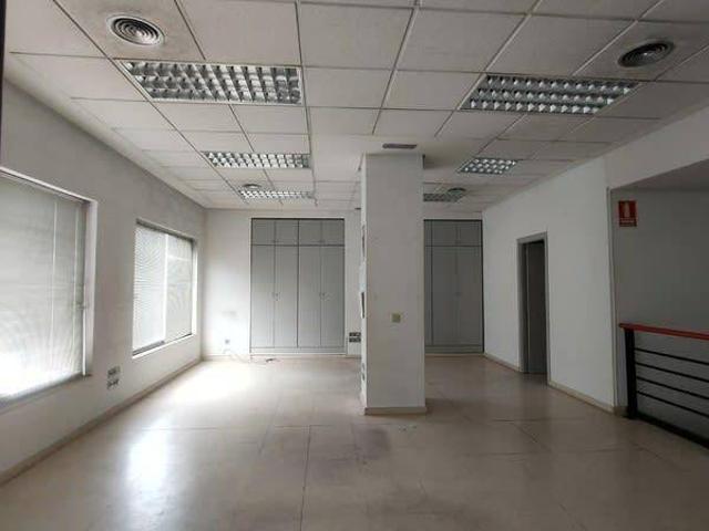 Local Comercial en venta en Chantría, León