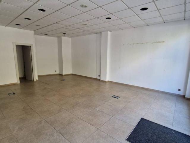 Local Comercial en venta en San Claudio, León