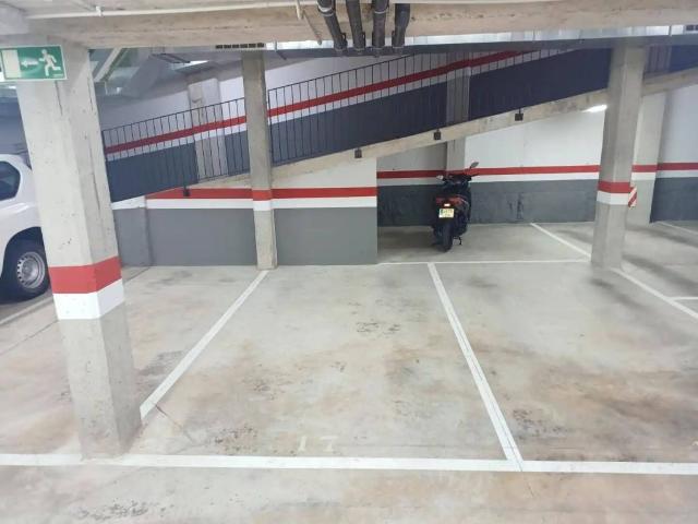 Local Comercial en venta en l'Hospitalet de Llobregat, Barcelona
