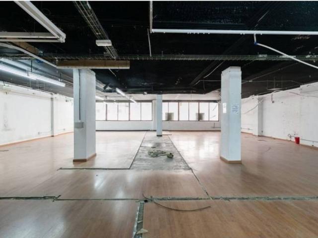 Local Comercial en venta en l'Hospitalet de Llobregat, Barcelona