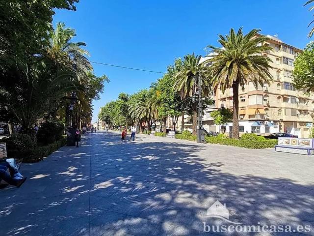 Local Comercial en venta en Linares, Jaén