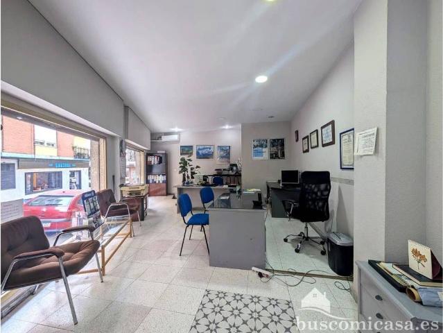 Local Comercial en venta en Linares, Andalucía