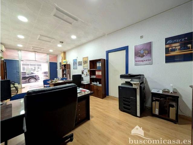 Local Comercial en venta en Linares, Andalucía
