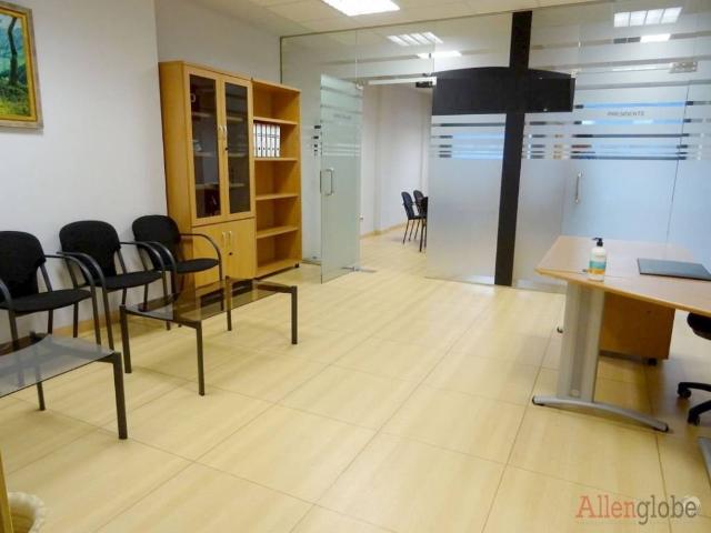 Local Comercial en venta en Llanera, Asturias / Asturies