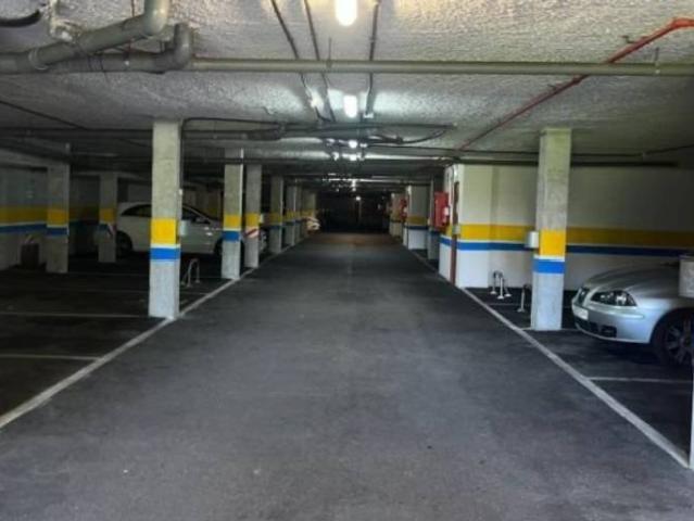 Local Comercial en venta en Llanes