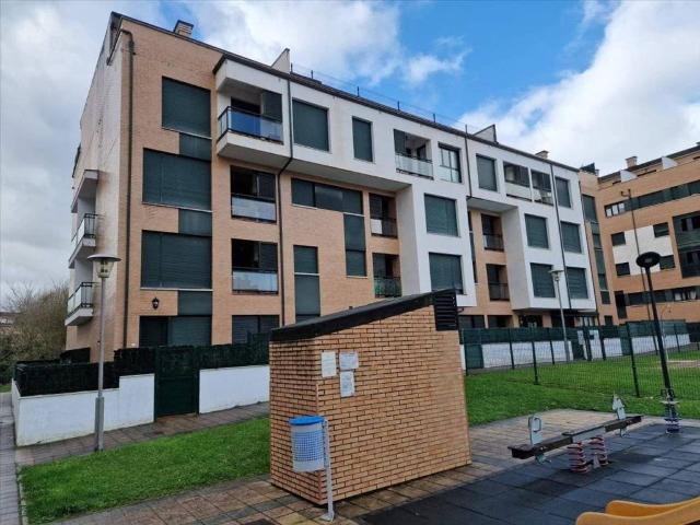 Local Comercial en venta en Llanes, Asturias