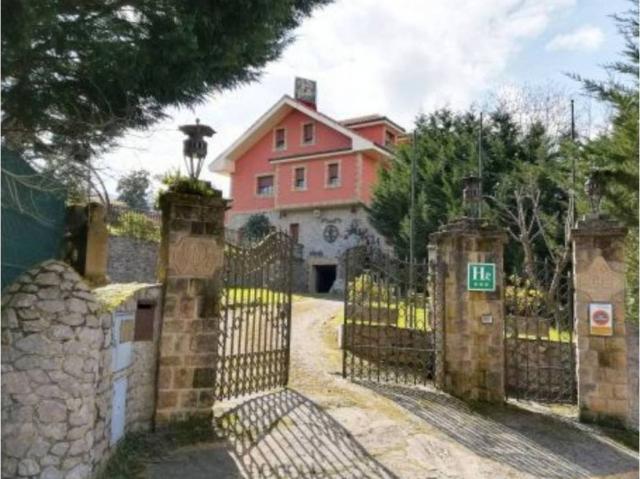 Local Comercial en venta en Llanes, Asturias