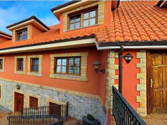 Local Comercial en venta en Llanes, Asturias