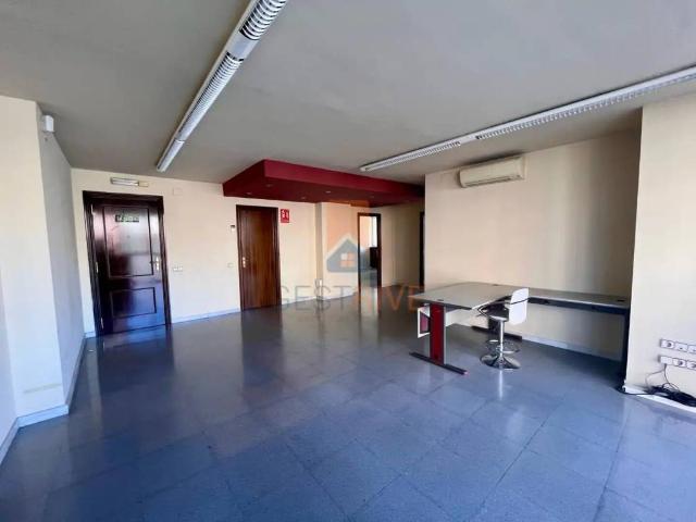 Local Comercial en venta en Universitat, Segrià