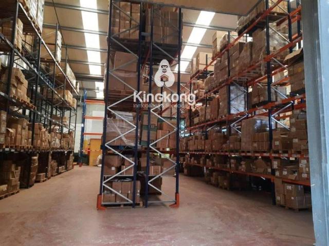 Local Comercial en venta en Loeches, Madrid