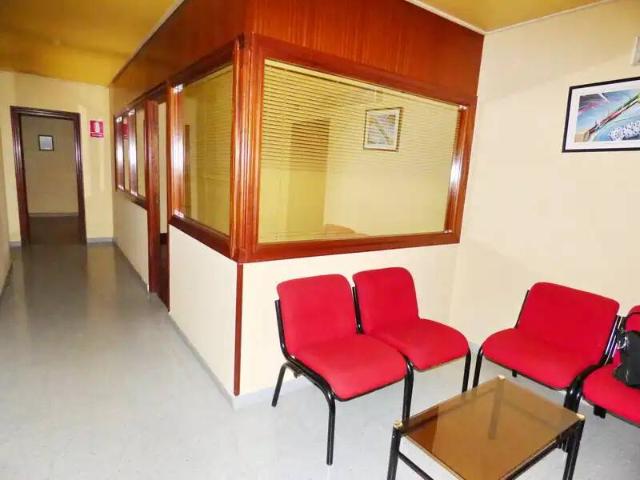 Local Comercial en venta en Loiu, Guipúzcoa