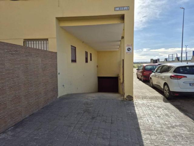 Local Comercial en venta en Lora Del Río, Andalucía