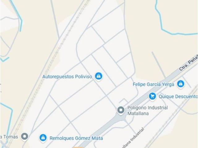 Local Comercial en venta en Lora Del Río, Andalucía