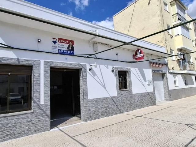 Local Comercial en venta en Lora Del Río, Andalucía