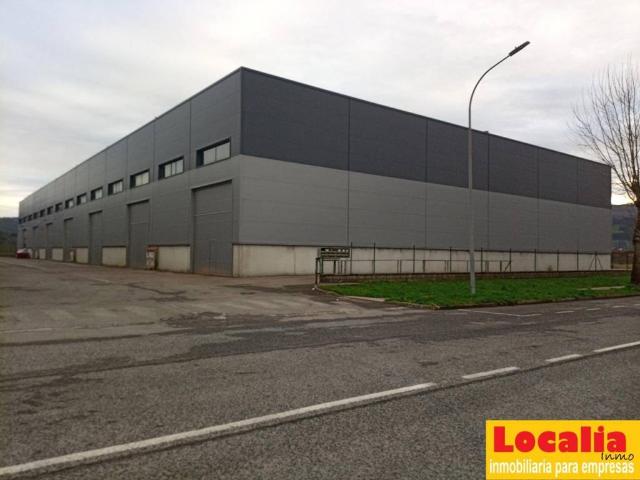 Local Comercial en venta en Barrio el Cohiño, Los Corrales de Buelna