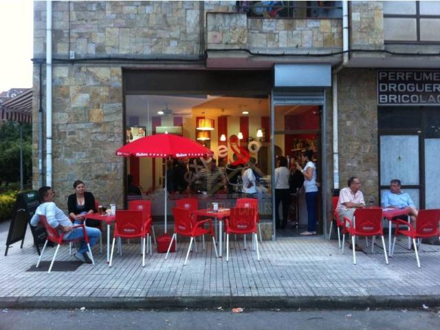 Local Comercial en venta en Los Corrales De Buelna, Cantabria