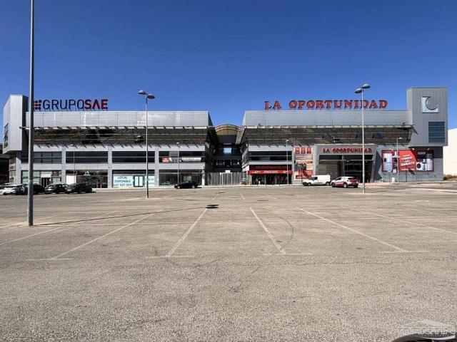 Local Comercial en venta en Lucena, Andalucía