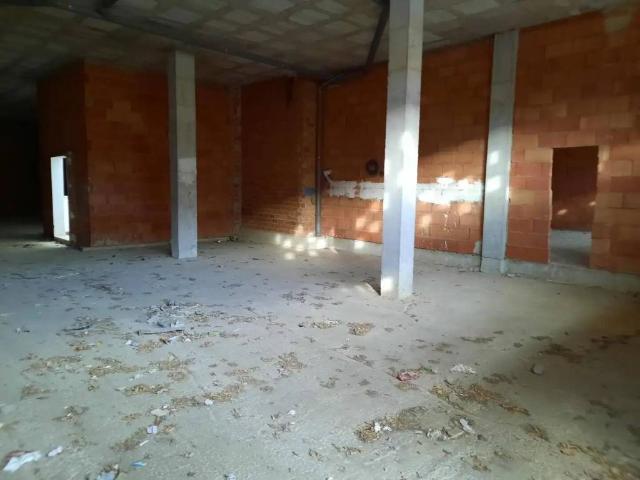 Local Comercial en venta en Lucena, Andalucía