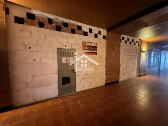 Local Comercial en venta en Lucena, Andalucía