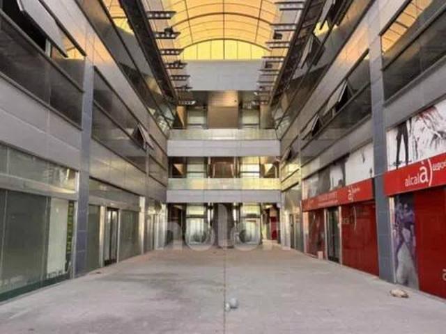 Local Comercial en venta en Lucena, Andalucía