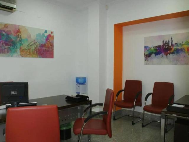 Local Comercial en venta en Lucena, Andalucía