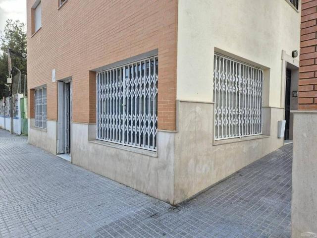 Local Comercial en venta en Lucena, Andalucía