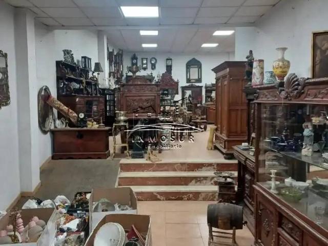 Local Comercial en venta en Lucena, Andalucía