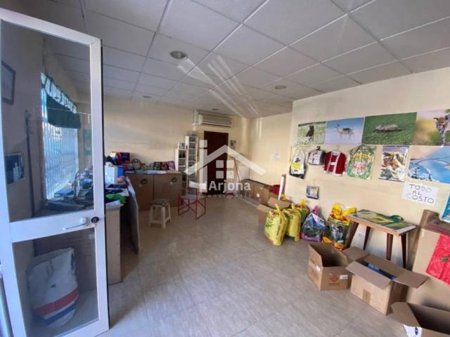 Local Comercial en venta en Lucena, Andalucía