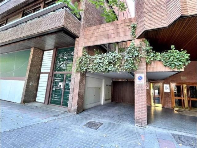 Local Comercial en venta en Chamberí, Madrid