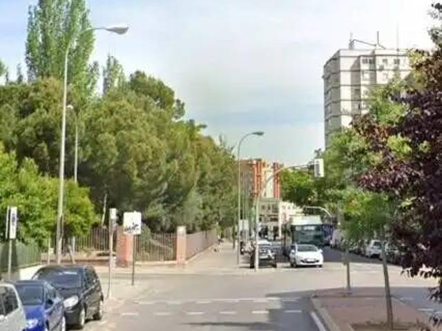 Local Comercial en venta en Usera, Madrid