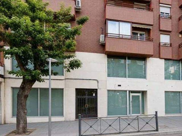 Local Comercial en venta en Carabanchel, Madrid
