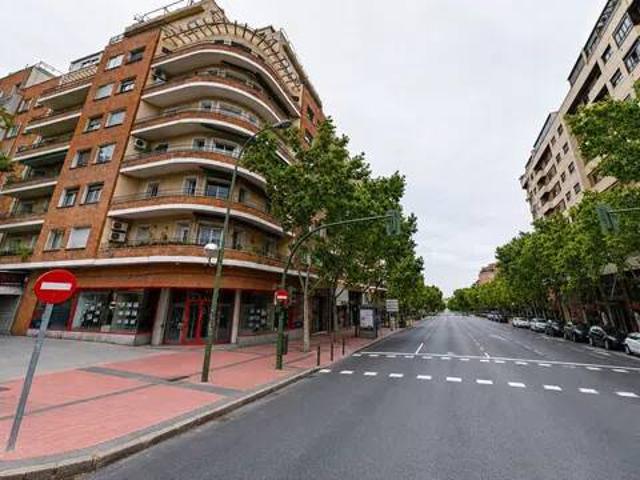 Local Comercial en venta en Arganzuela, Madrid