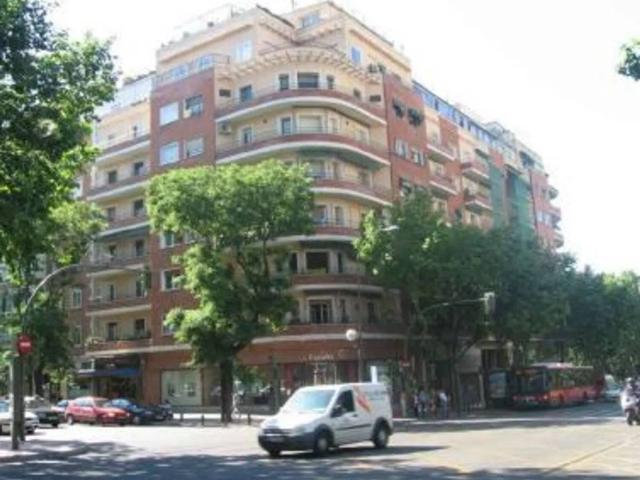 Local Comercial en venta en Madrid