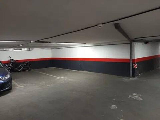 Local Comercial en venta en Numancia, Madrid