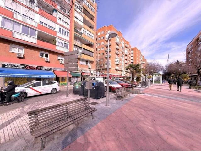 Local Comercial en venta en Madrid