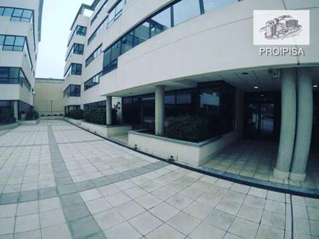 Local Comercial en venta en Villa de Vallecas, Madrid