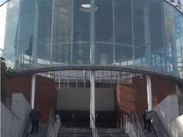 Local Comercial en venta en Latina, Madrid