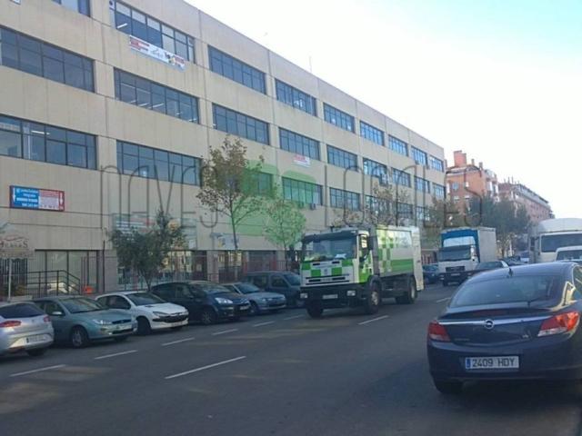 Local Comercial en venta en Madrid