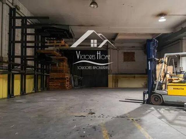 Local Comercial en venta en Puente de Vallecas, Madrid