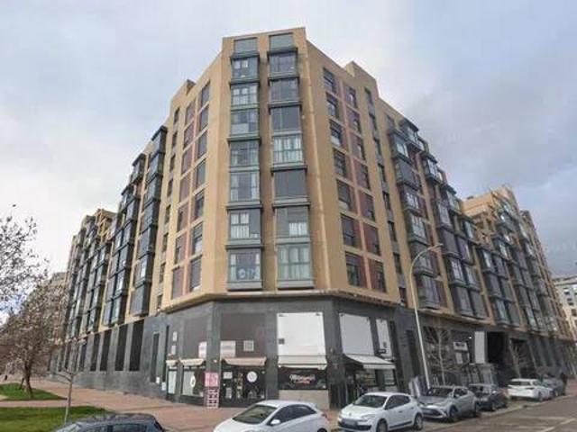 Local Comercial en venta en Villa de Vallecas, Madrid