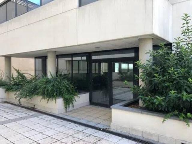 Local Comercial en venta en Villa de Vallecas, Madrid