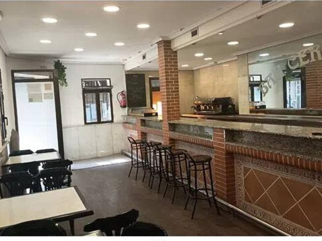 Local Comercial en venta en Puente de Vallecas, Madrid