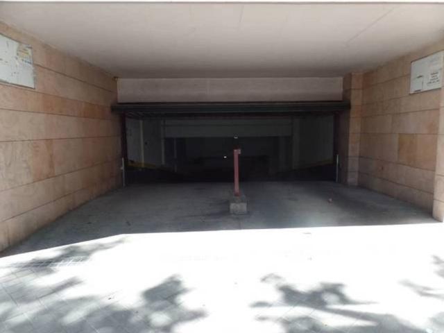 Local Comercial en venta en Moncloa-Aravaca, Madrid