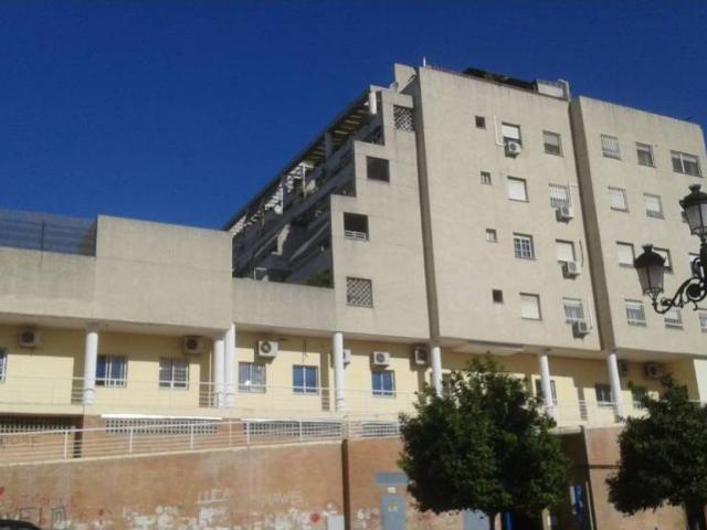 Local Comercial en venta en Santa Isabel, San Juan De Aznalfarache