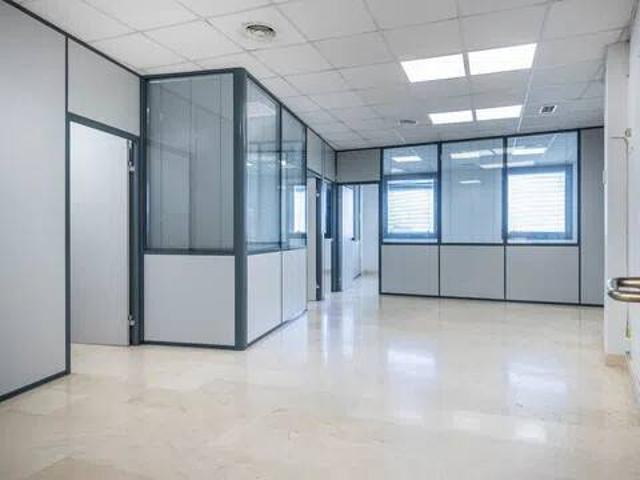 Local Comercial en venta en Cavaleri, Mairena Del Aljarafe