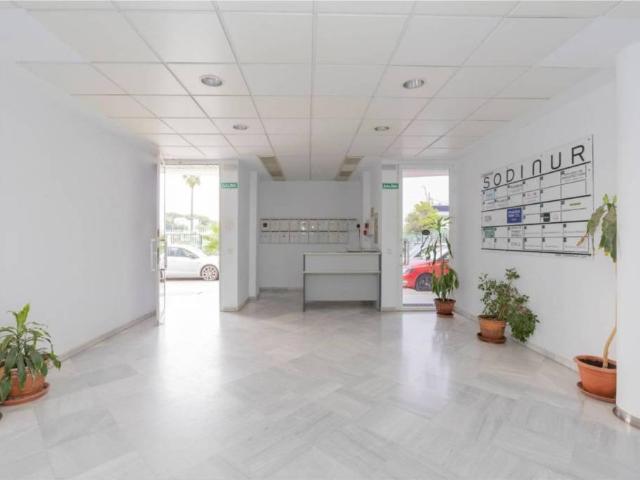 Local Comercial en venta en Ciudad Expo, Mairena Del Aljarafe