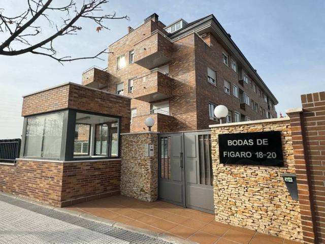 Local Comercial en venta en Majadahonda