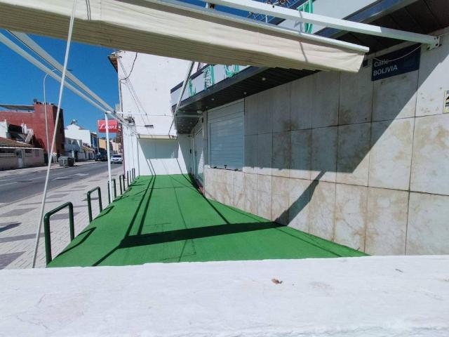 Local Comercial en venta en Málaga, Este